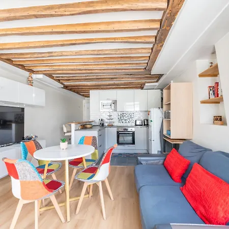 Appartement Célimée Marais Avec Ascenseur